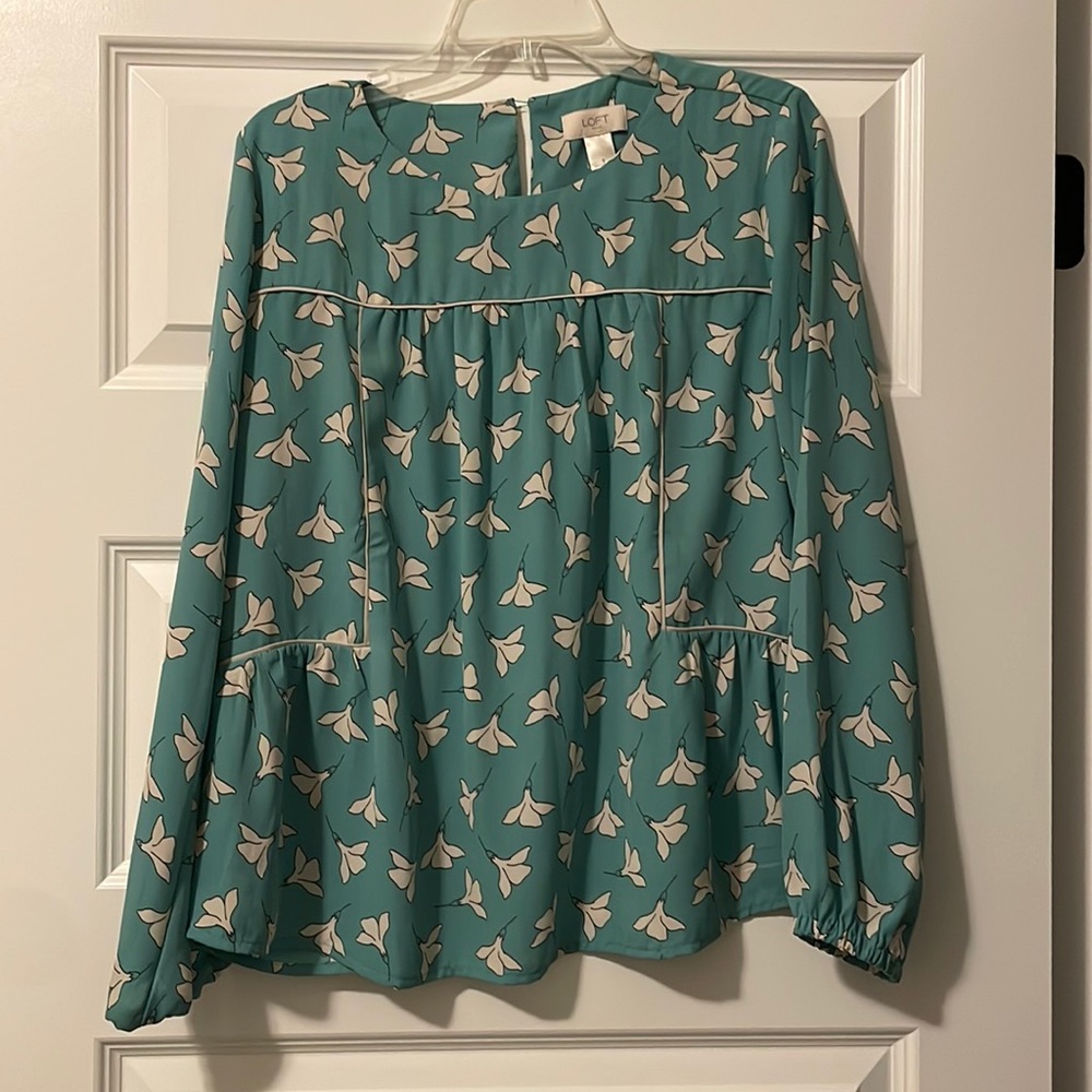 LOFT printed top size small